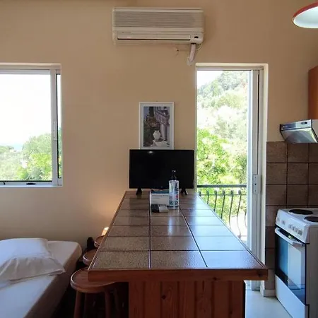 Anna And Aparthotel 3*