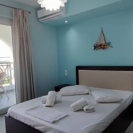Anna And Aparthotel 3*