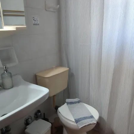 Aparthotel Anna And 3*