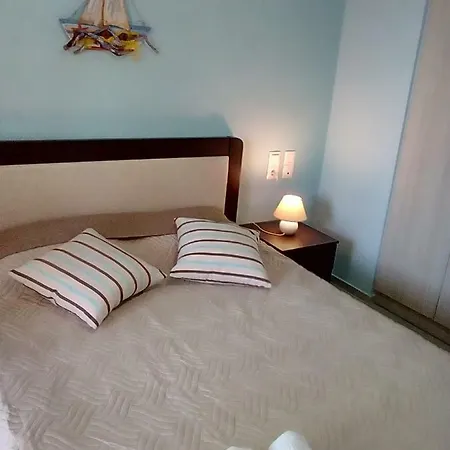 Anna And Aparthotel